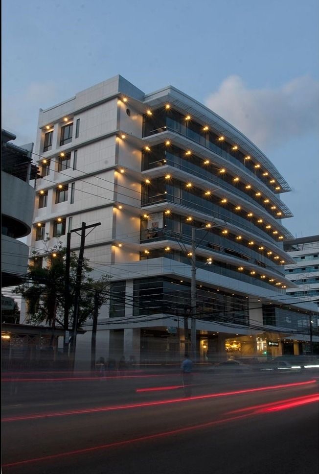 Escario Mixed Building